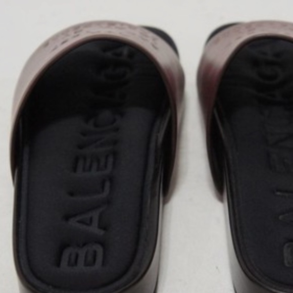Balenciaga Puffer Slides Burgundy EU 39 - Picture 5 of 9
